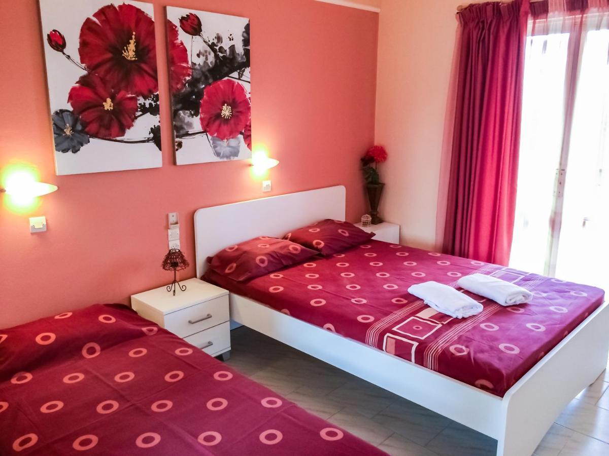 Athina Studios Argassi Habitación foto
